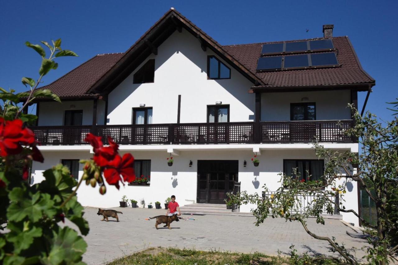 Casa Poienarilor Hotel Sâmbăta de Sus Exterior photo